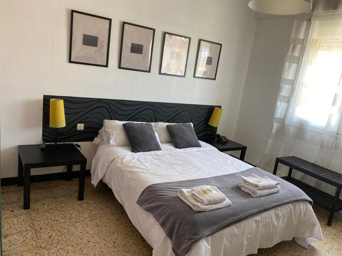 Mèze Hotel De Thau מראה חיצוני תמונה